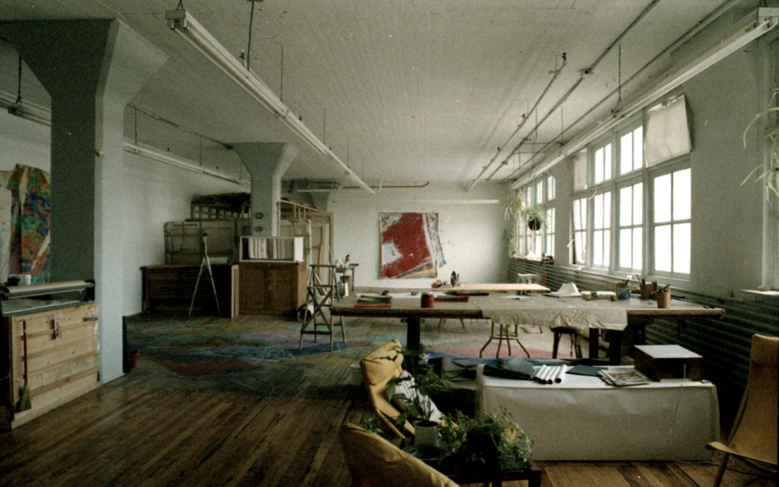 Atelier : déménage au 4060, boulevard Saint-Laurent, espace 607, Montréal (1982-1989).